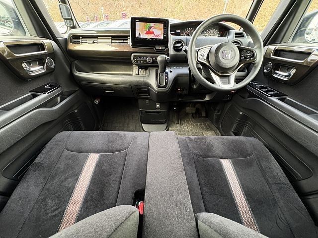 N-BOX CUSTOM