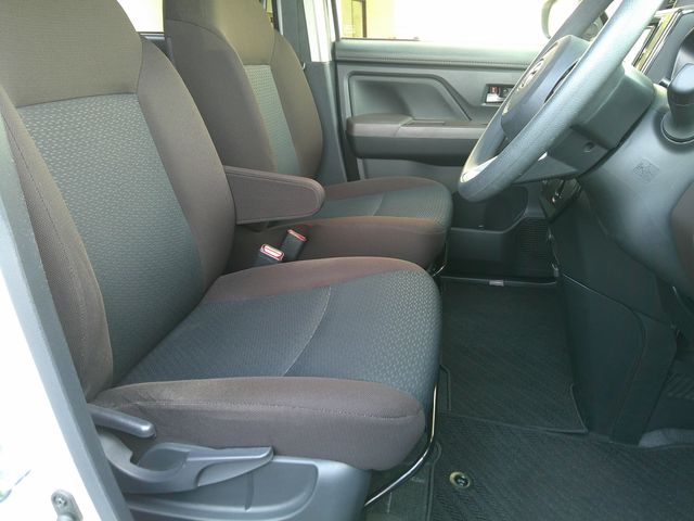 ROOMY