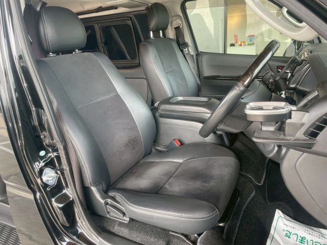 HIACE van 2WD
