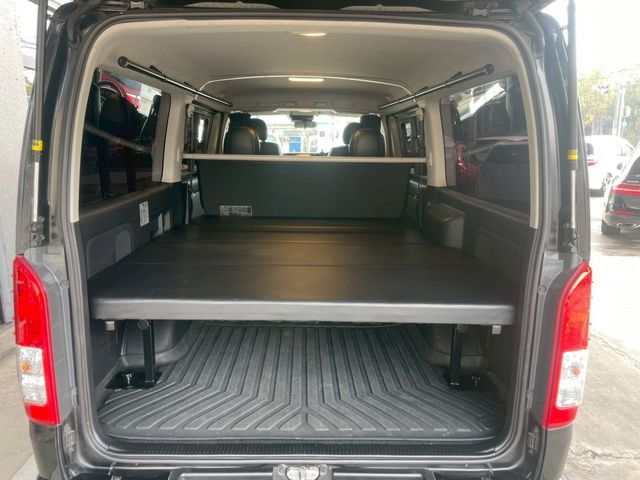 HIACE van 2WD