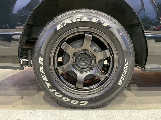 HIACE van 2WD