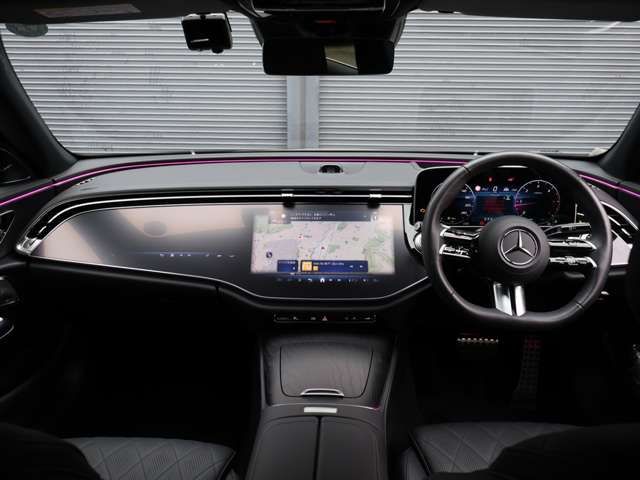 MERCEDES BENZ E-Class sedan