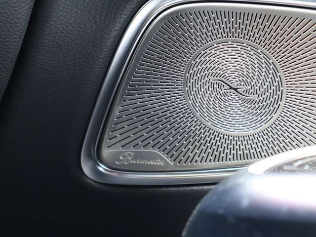 MERCEDES BENZ E-Class sedan