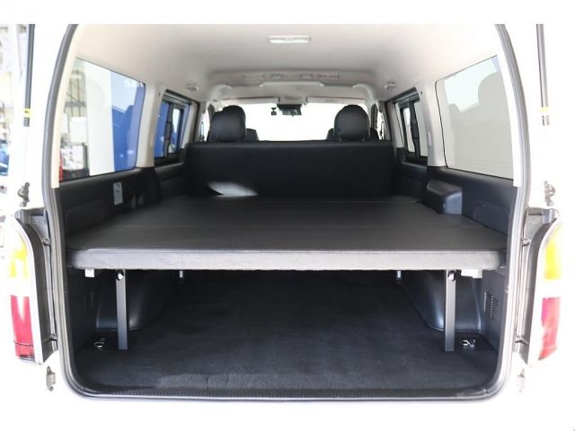 HIACE van 2WD