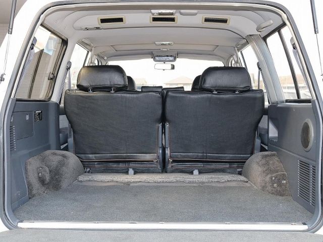 LANDCRUISER wagon