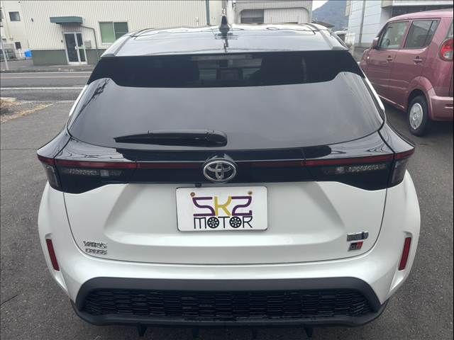 YARIS CROSS HYBRID