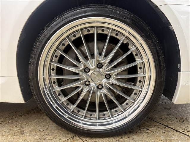 LEXUS LS600h