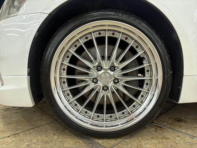 LEXUS LS600h