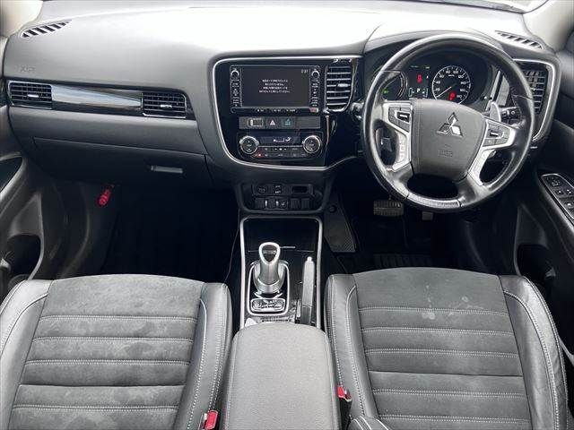 OUTLANDER PHEV