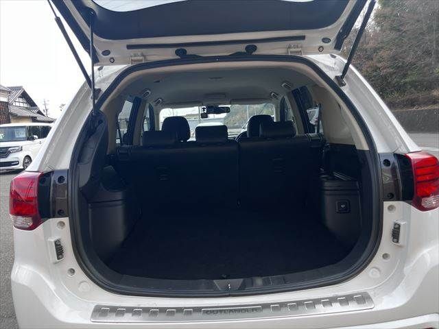 OUTLANDER PHEV