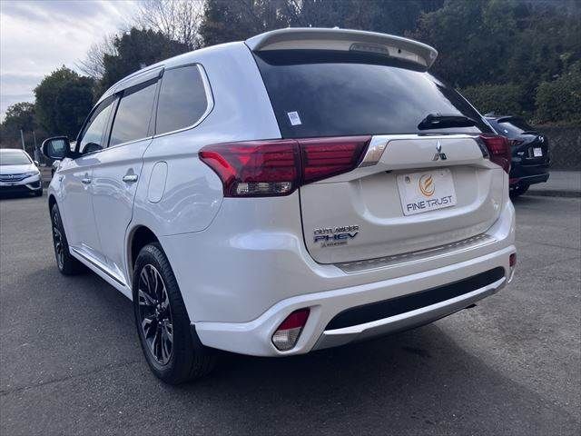 OUTLANDER PHEV