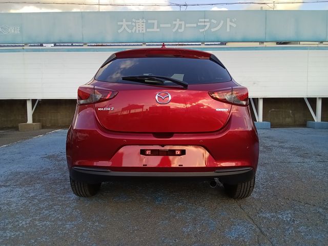 MAZDA2