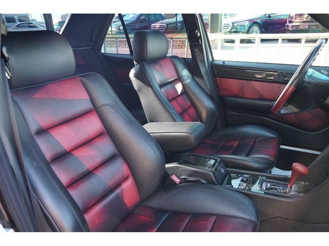 MERCEDES BENZ E class sedan
