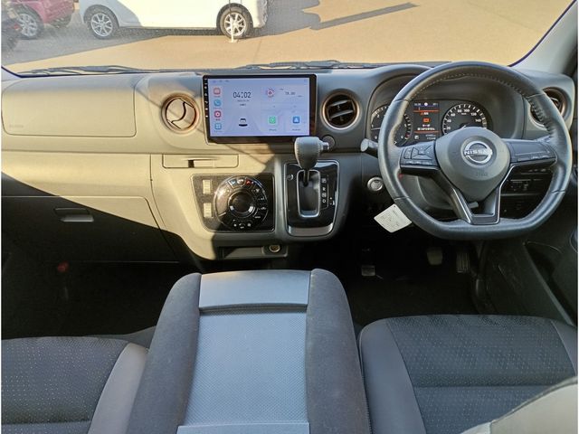 CARAVAN van 4WD