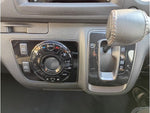 CARAVAN van 4WD