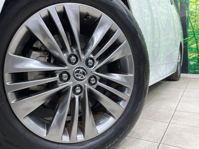 ALPHARD hybrid