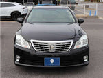CROWN sedan