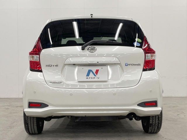 NOTE 4WD
