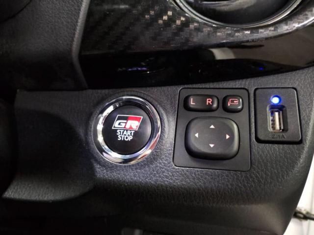 VITZ HYBRID