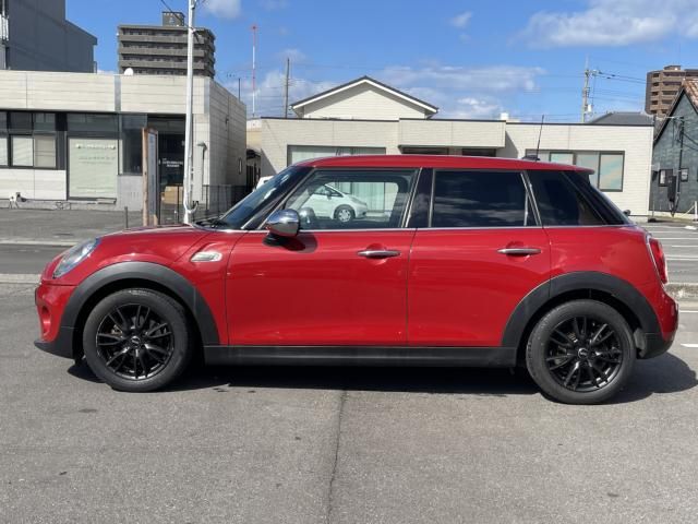 MINI ONE 5DOOR