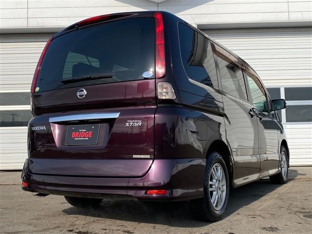 SERENA WG 4WD