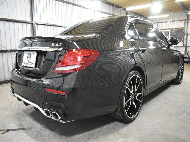 MERCEDES AMG E class sedan HYBRID