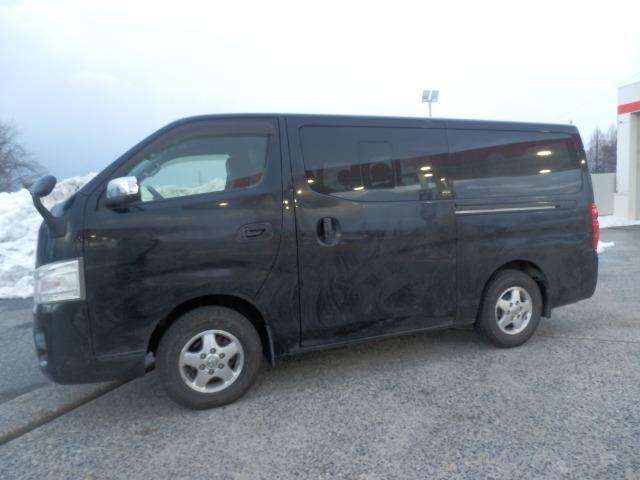 NV350 CARAVAN 4WD