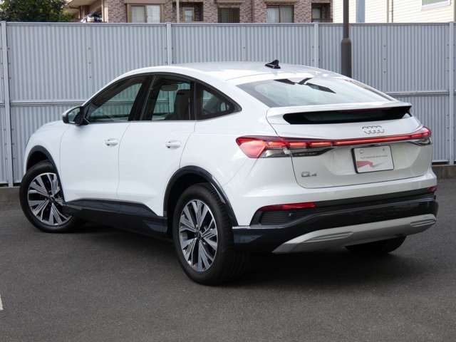 AUDI Q4 e-tron SPORTBACK