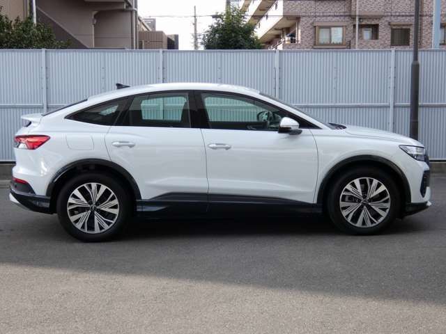 AUDI Q4 e-tron SPORTBACK