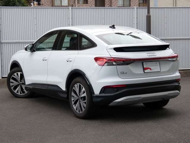 AUDI Q4 e-tron SPORTBACK