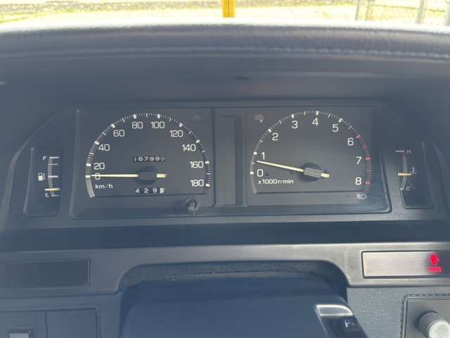 MARK2 sedan