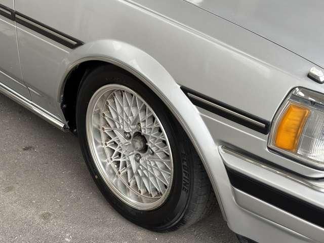 MARK2 sedan