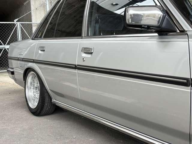 MARK2 sedan
