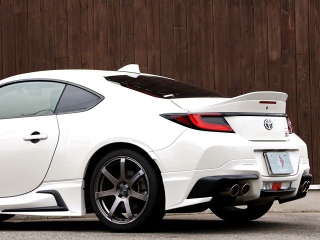 GR86