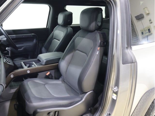 ROVER DEFENDER
