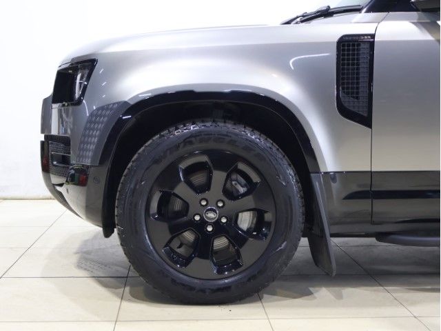 ROVER DEFENDER