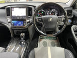 CROWN sedan hybrid