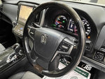 CROWN sedan hybrid