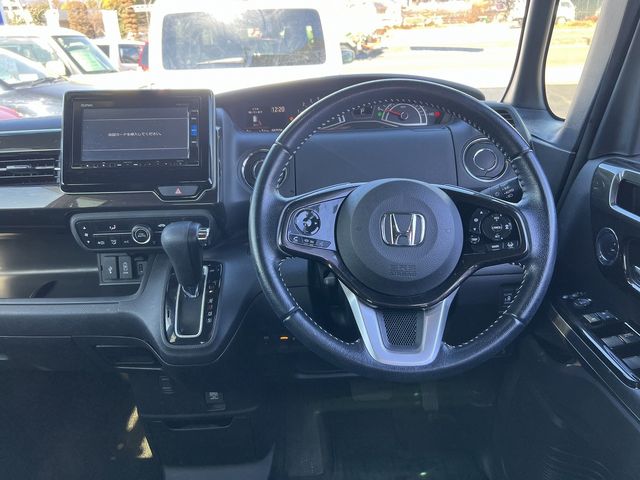 N-BOX CUSTOM