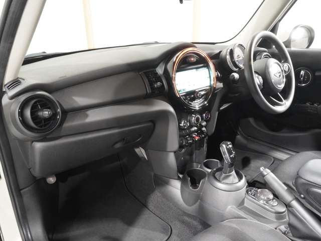 MINI ONE 5DOOR