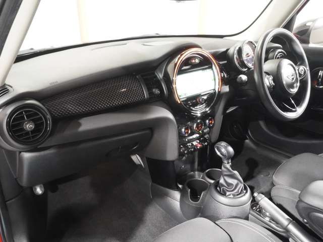 MINI COOPER SD 5DOOR