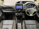 VOXY HYBRID