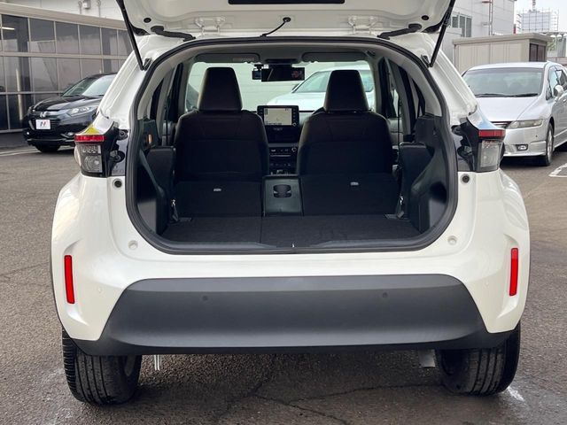 YARIS CROSS HYBRID