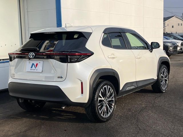 YARIS CROSS HYBRID