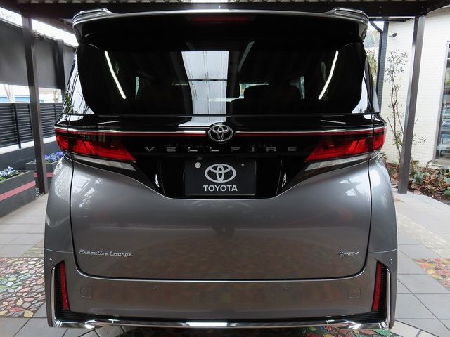 VELLFIRE  HYBRID