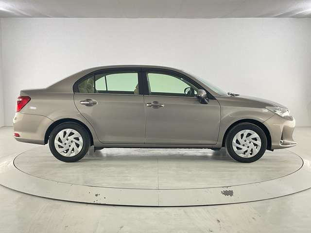 COROLLA AXIO