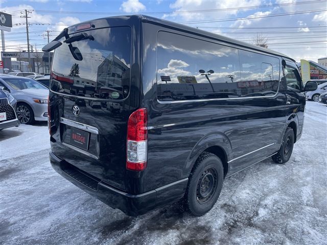 HIACE van 4WD