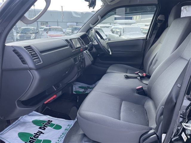 HIACE van 4WD