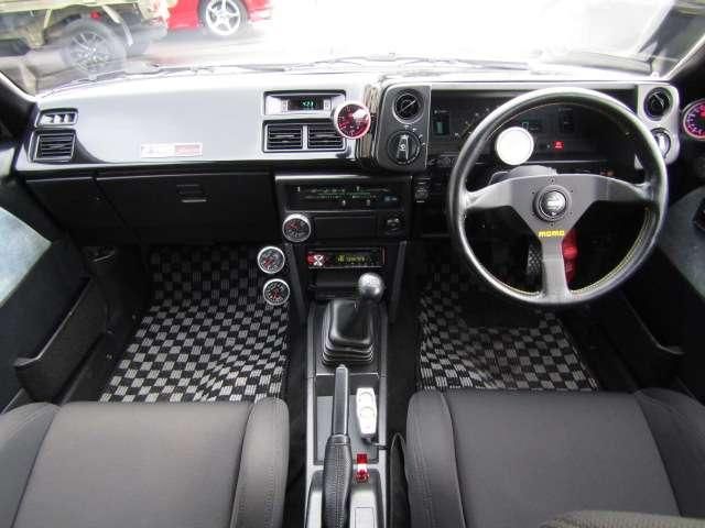 COROLLA LEVIN