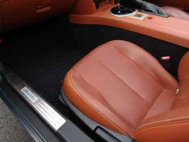 ROADSTER